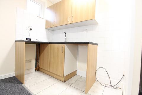 Studio to rent, Westwood Road, Southampton