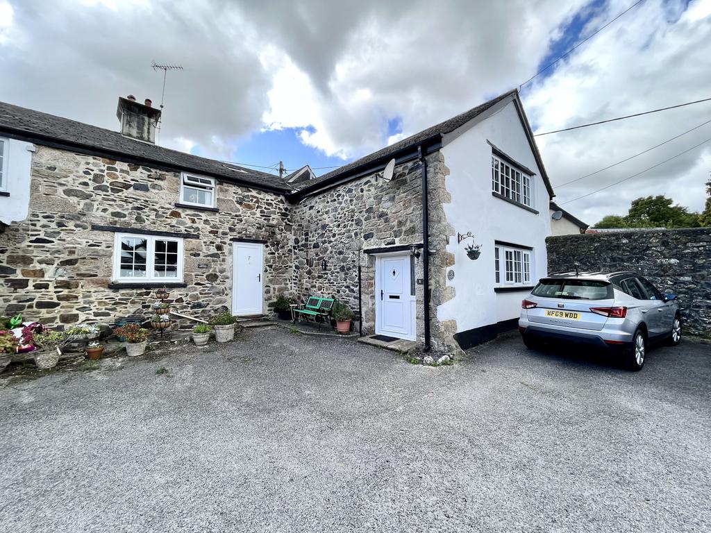 Sticklepath, Okehampton, Devon, EX20 2 bed house £850 pcm (£196 pw)