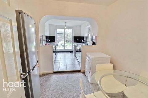 4 bedroom end of terrace house to rent, Ridgeway Road, Bristol