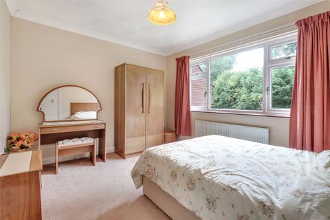 16 Pincroft Wood, Longfield, DA3 7HB