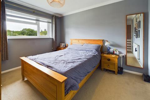 14 Acre Close, Haywards Heath, RH16 4NT