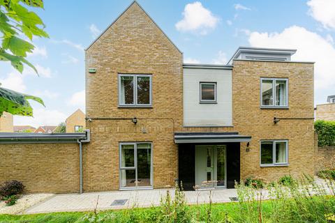 4 bedroom detached house for sale, Sharnbrook Place, Canterbury, CT1