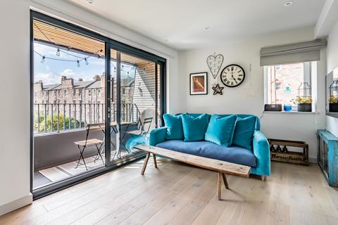 45/2 Polwarth Crescent, Edinburgh, EH11 1HS