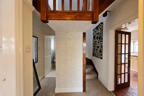 3 bedroom semi-detached house to rent, Chorley, Chorley PR6