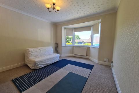 3 bedroom semi-detached house to rent, Chorley, Chorley PR6