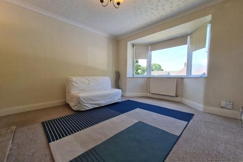 3 bedroom semi-detached house to rent, Chorley, Chorley PR6