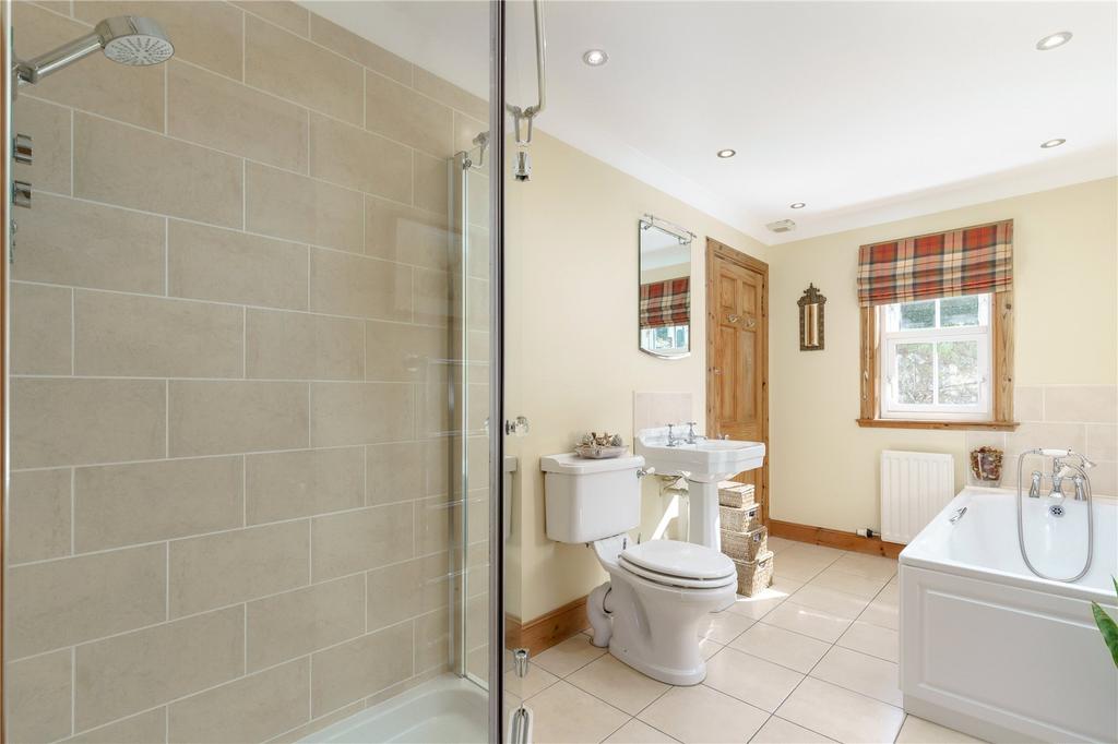 Principal Ensuite