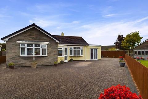 3 Caradon Close, Callington, PL17 7HF
