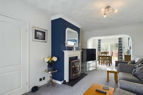 3 Caradon Close, Callington, PL17 7HF