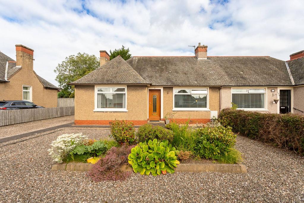 151 Methilhaven Road, Methil, Leven, KY8 3LB 3 bed semidetached