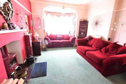 2 bedroom bungalow for sale, Tolworth Gardens, Chadwell Heath,, Romford, RM6