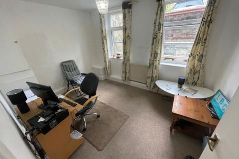 1 bedroom flat for sale, 13 Devonshire Place, Prenton, Merseyside, CH43 1TX