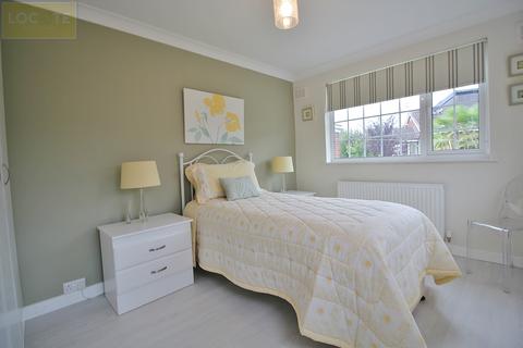2 bedroom bungalow for sale, Braemar Avenue, Flixton