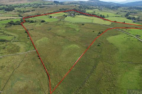Farm for sale - Fferm Tyddyn Sais Farm, Trawsfynydd