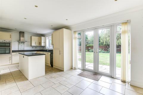 4 bedroom detached house for sale, Greshams Way, Edenbridge, TN8