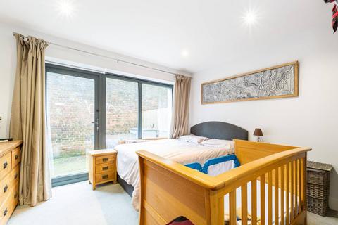1 bedroom flat for sale - Clarence Lane, Roehampton, London, SW15