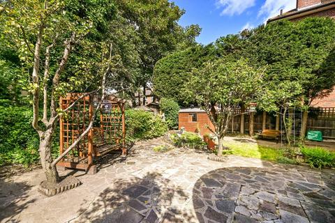 5 bedroom semi-detached house for sale, Knights Hill, West Norwood, London, SE27