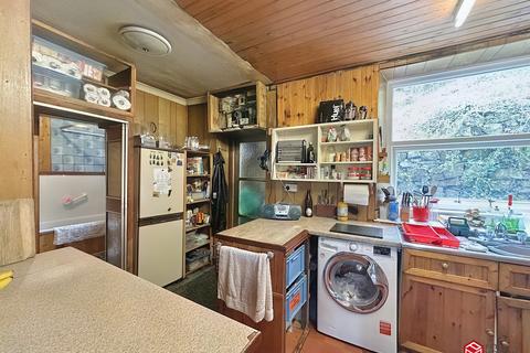 20 Glynneath Road, Resolven, Neath, SA11 4DP