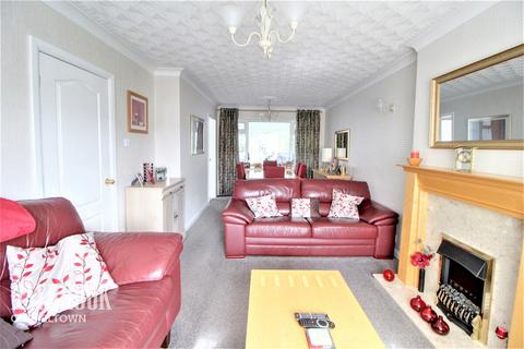10 Bridle Close, Chapeltown, Sheffield, S35 2QY