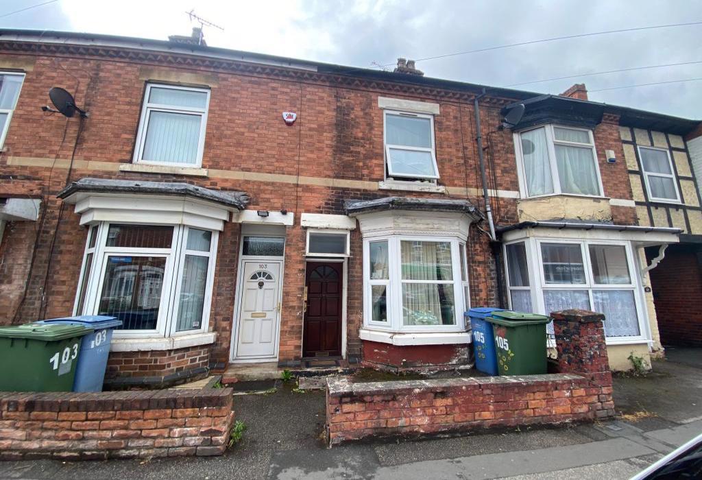 Gateford Road, Worksop, Nottinghamshire 2 bed terraced house for sale