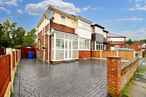 35 Lostock Road, Salford, M5 5LH