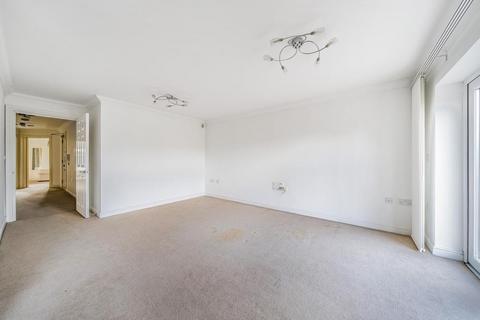 2 bedroom flat for sale, Oxted,  Surrey,  RH8