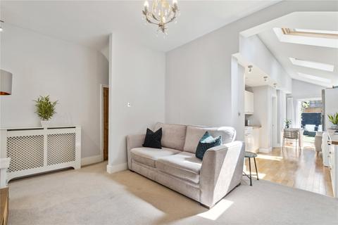 136 Ravensbury Road, London, SW18 4RU