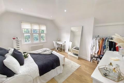 2 bedroom apartment to rent, Kings Avenue, Clapham, SW4