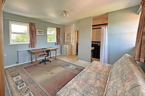 Two Ways, 7a Parkfield Way, Topsham, Exeter, EX3 0DP