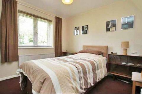 2 Juniper Court, Harrow, HA3 7JF