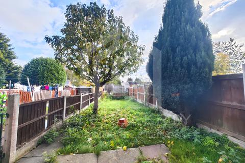 3 bedroom terraced house to rent, School Terrace, Conisbrough DN12