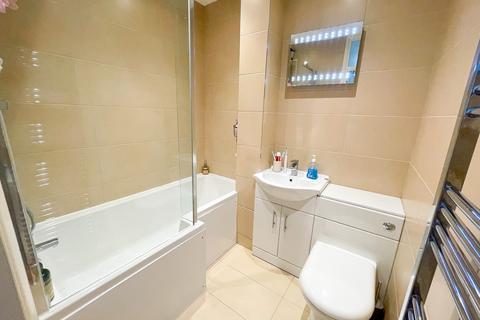 9 Poulcott, Wraysbury, Staines-upon-thames, TW19 5DN