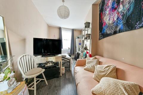 78 Elsted Street, London, SE17 1QG