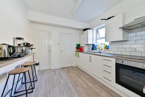 78 Elsted Street, London, SE17 1QG