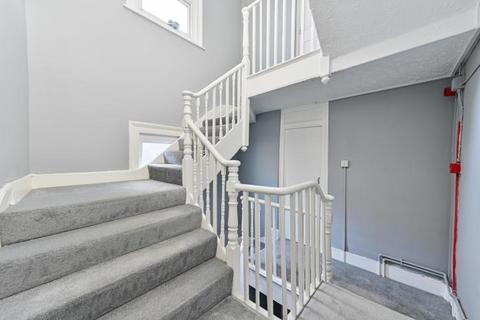 78 Elsted Street, London, SE17 1QG