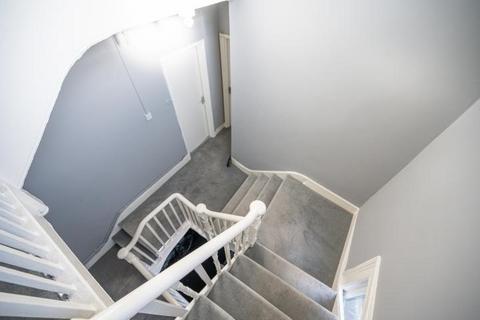 78 Elsted Street, London, SE17 1QG