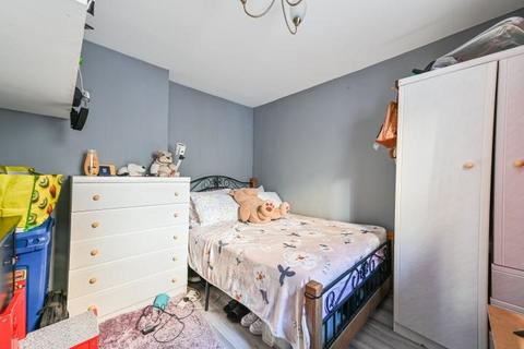78 Elsted Street, London, SE17 1QG