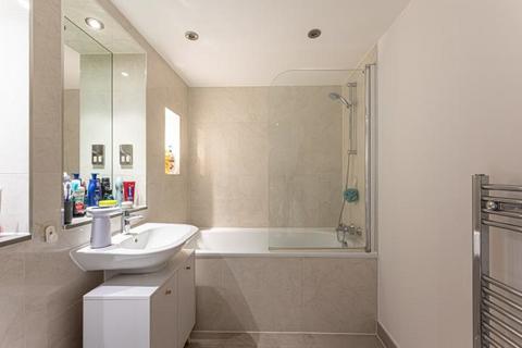 Flat 5, Research House Fraser Road, Perivale, Greenford, UB6 7AQ