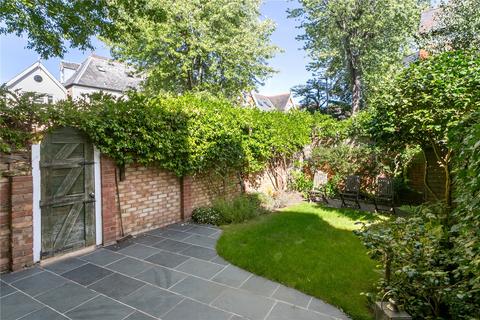 25 Marlborough Road, London, W4 4EU