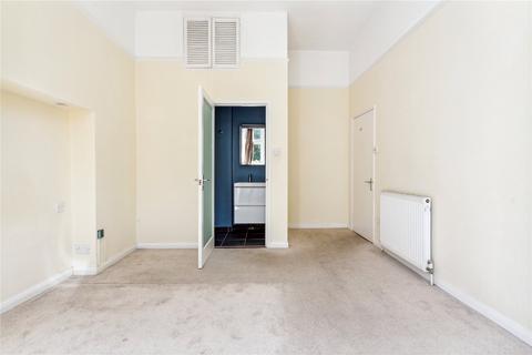 25 Marlborough Road, London, W4 4EU