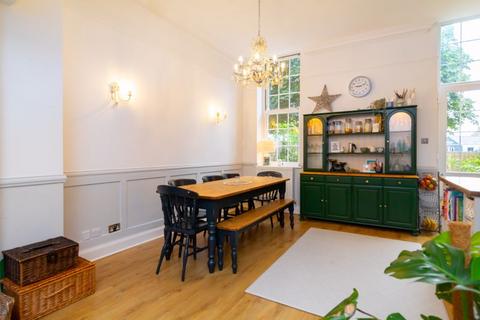46 Brigade Place, Caterham, CR3 5ZU