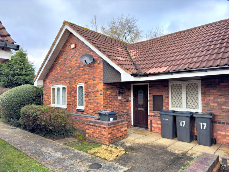 Checkley Croft, Sutton Coldfield, B76... 2 bed retirement property for