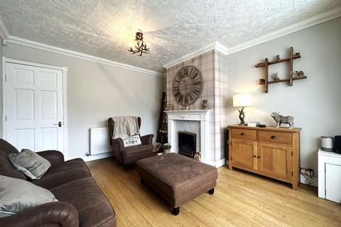 3 bedroom semi-detached house for sale - Dangerfield Lane, Wednesbury