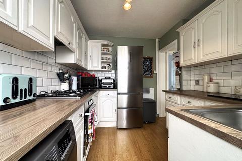 3 bedroom semi-detached house for sale - Dangerfield Lane, Wednesbury