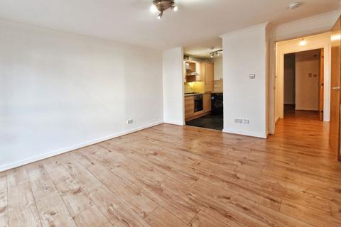 2 bedroom flat to rent - Stenhouse Gardens, Stenhouse, Edinburgh, EH11