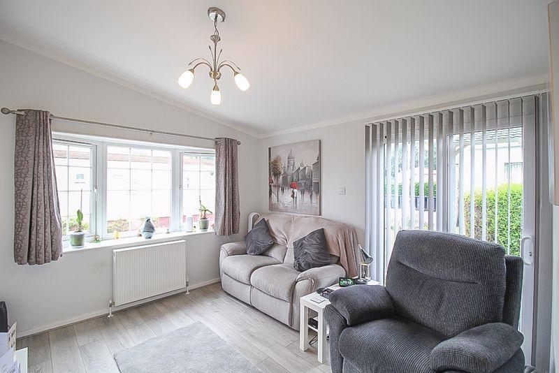 Ball Lane, Wolverhampton 2 bed park home for sale £130,000