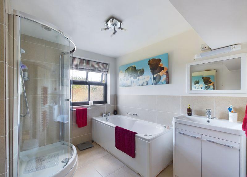 Ensuite bathroom