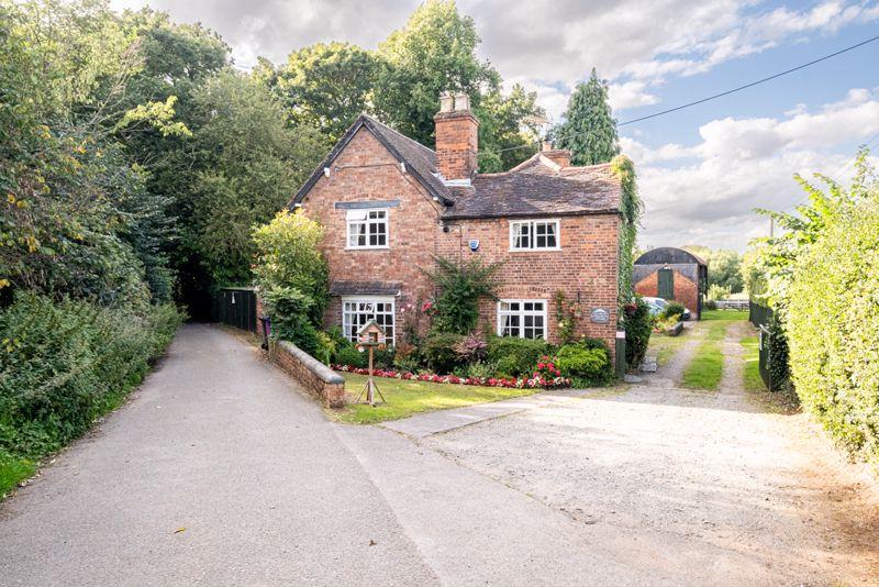 Leomansley Mill Cottage, Walsall Road, Lichfield WS13 8JH 4 bed