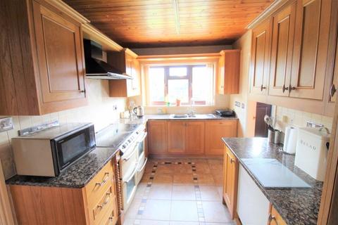 Tarwyn Lodge Brake Road, Moss, Wrexham, LL11 6DU