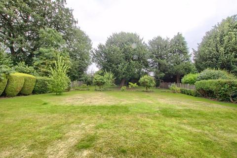 3 bedroom detached bungalow for sale, Crathorne Park, Normanby